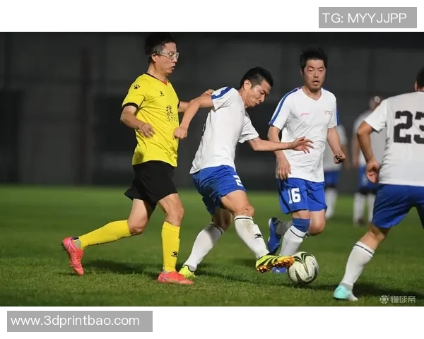 西安足球队在精英赛中的战术表现分析与点评探讨