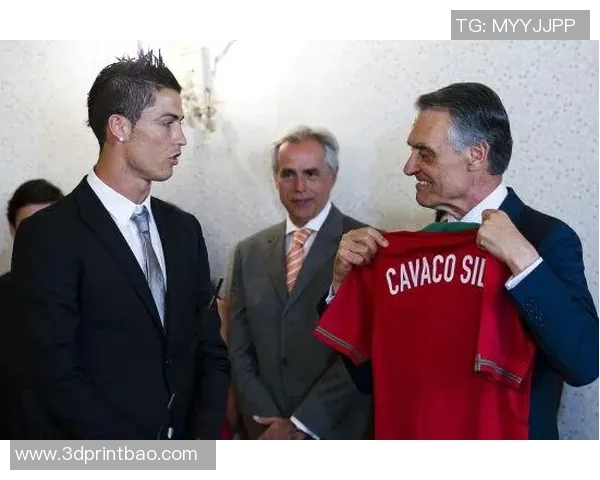 与足球明星亲密对话畅谈梦想与人生的精彩瞬间